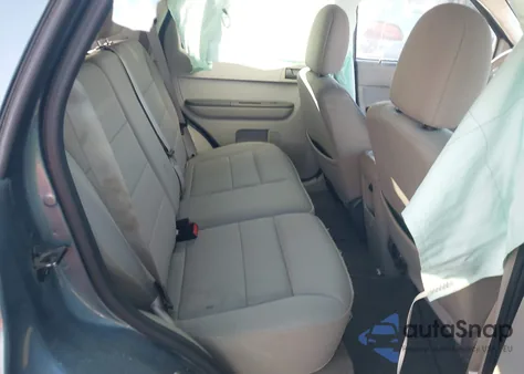 2010 Ford Escape Xlt from USA, damaged, VIN 1FMCU9DG4AKD46051